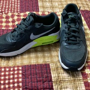 Nike Airmax youth size 6.5